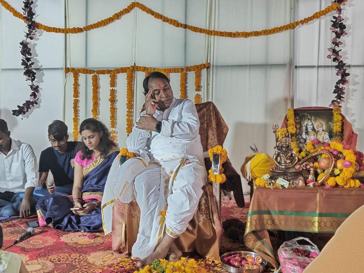 Spiritual gathering with devotees - Shreedham108